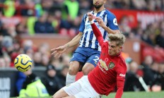 爱游戏官网入口-曼联队员精彩表现，帮助球队击败对手