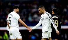 爱游戏官网-欧洲足坛豪门对碰，谁将笑到最后一刻的简单介绍