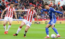 爱游戏官网网页版入口-瓦伦西亚击败死敌莱万特：费尔南多传射赢球的简单介绍