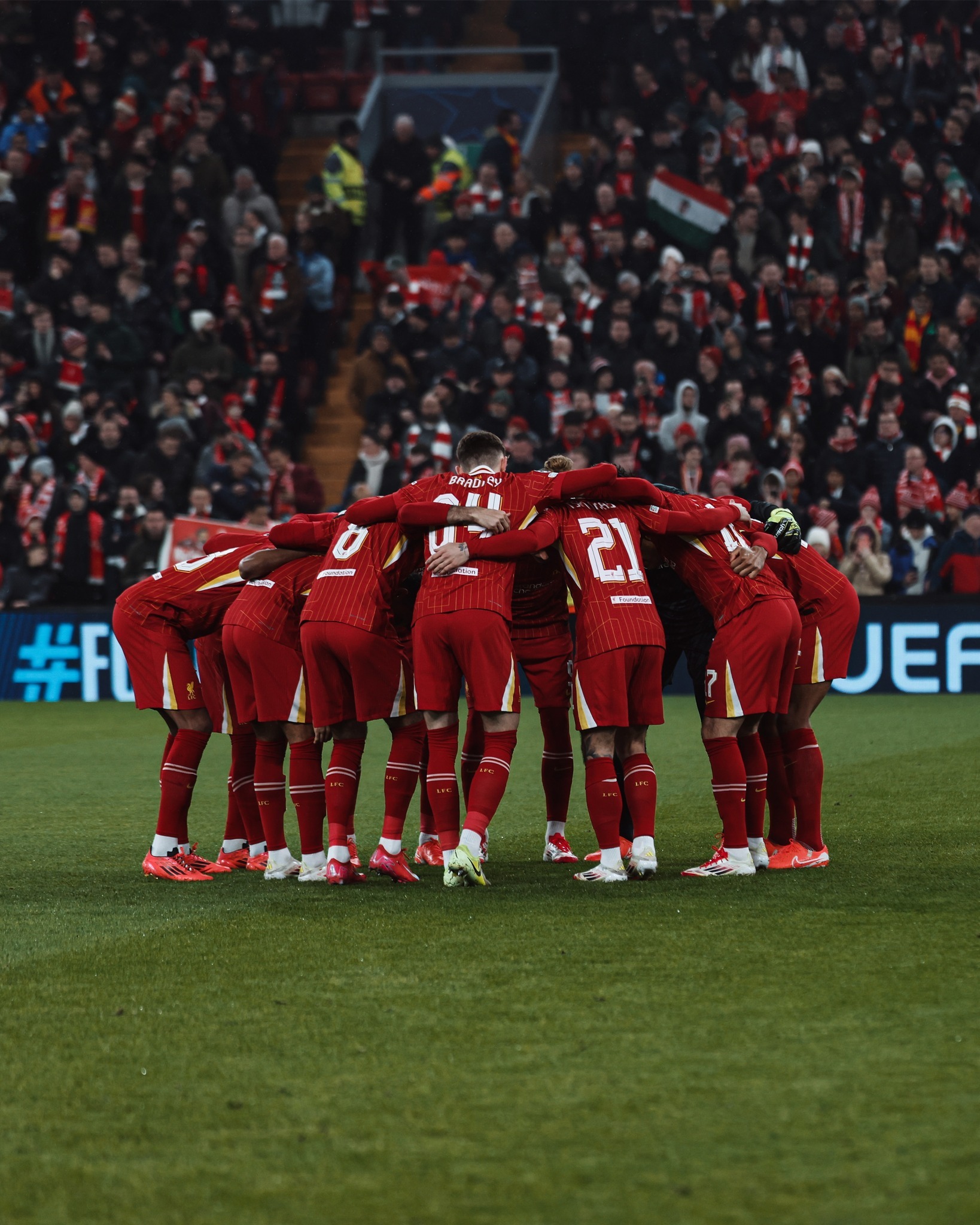 利物浦扩大领先，锁定欧冠四强席位