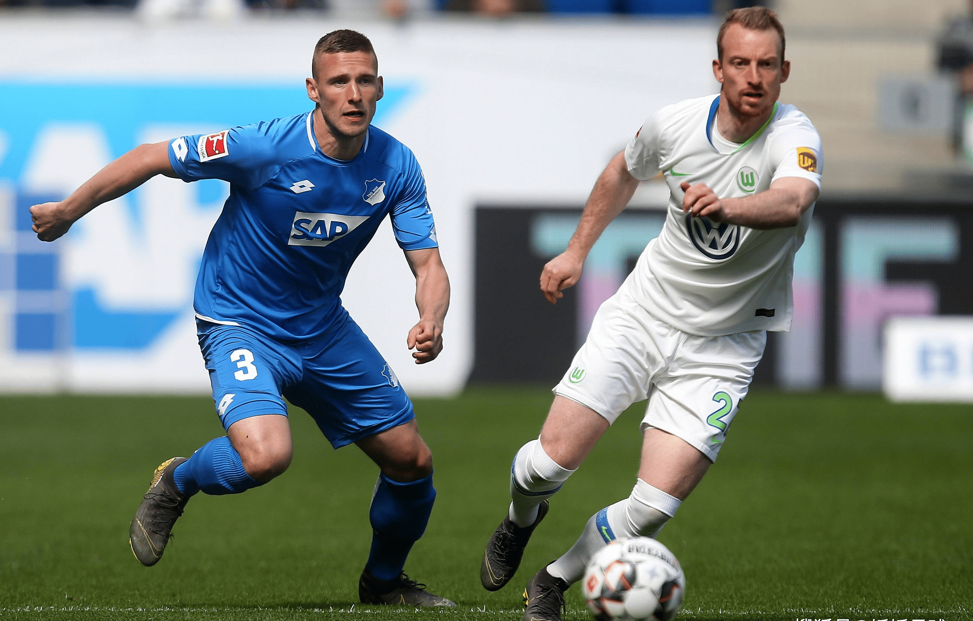 包含云达不莱梅球队埋头苦练，以更好状态备战未来比赛的词条