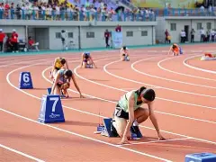 包含盖亚那田径明星再次刷新纪录的词条 包含盖亚那田径明星再次刷新纪录的词条