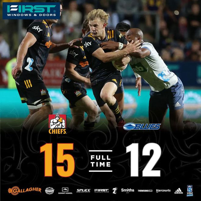 红队展现强大实力，演绎篮球联赛传奇