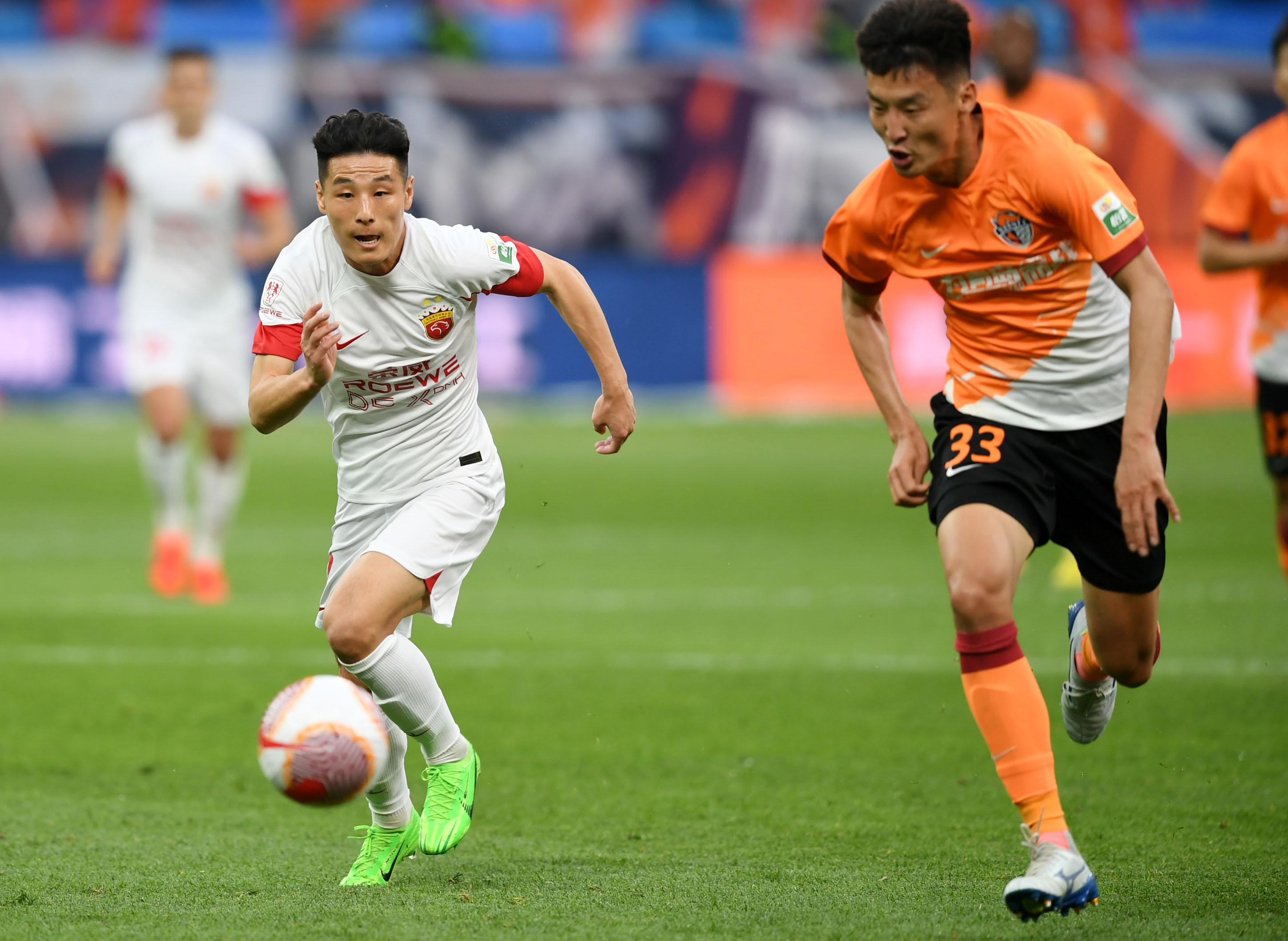 引援成果显著，青岛海牛雄心勃发