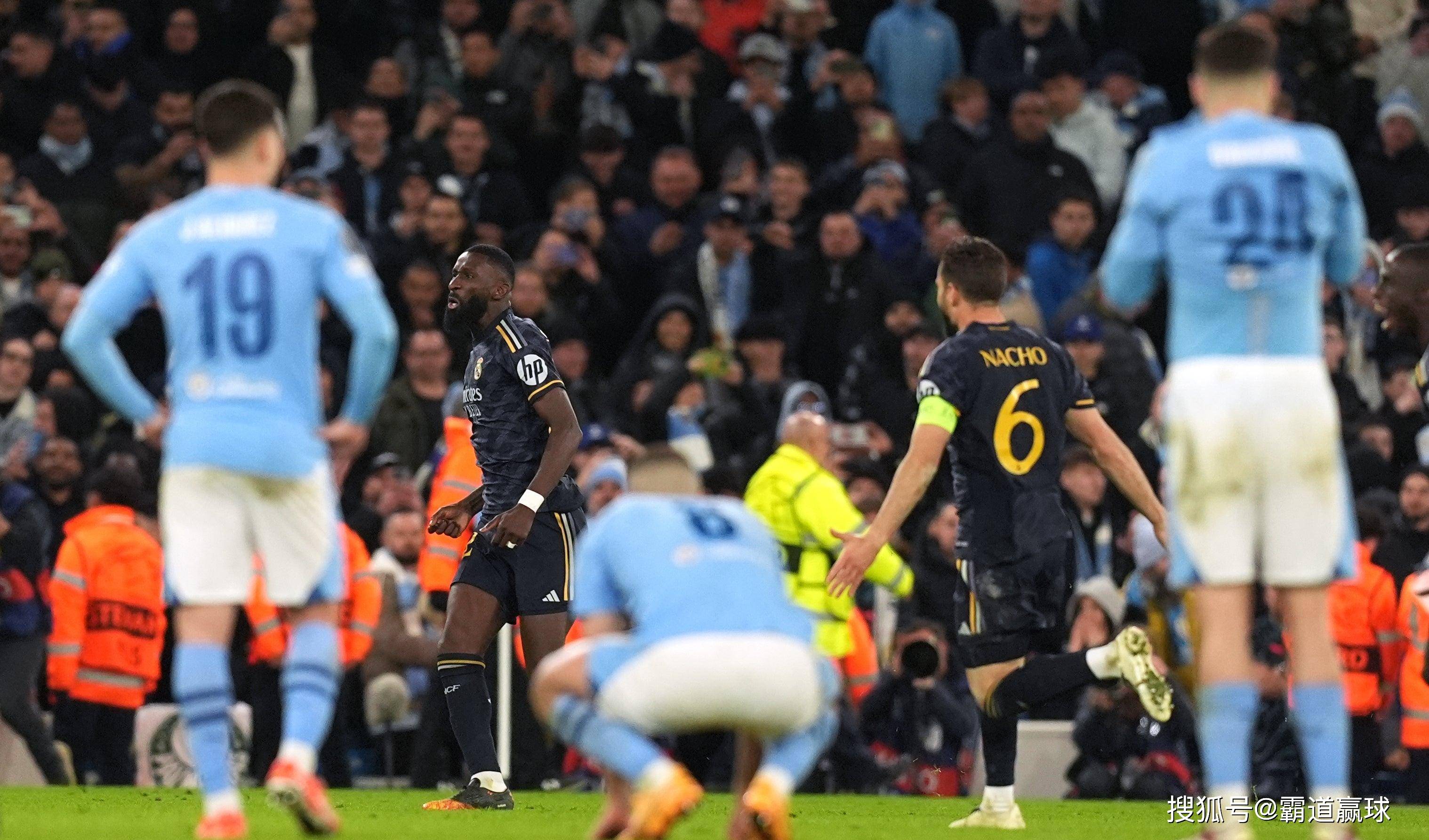 罗马惊险遭遇，欧冠战事故障不断