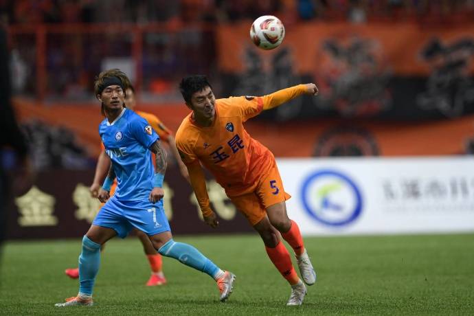 华连斯客场逼平，稳固保级位置