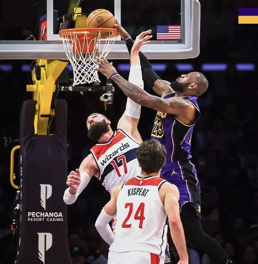 包含火药味十足:球场上的激烈比拼的词条 包含火药味十足:球场上的激烈比拼的词条