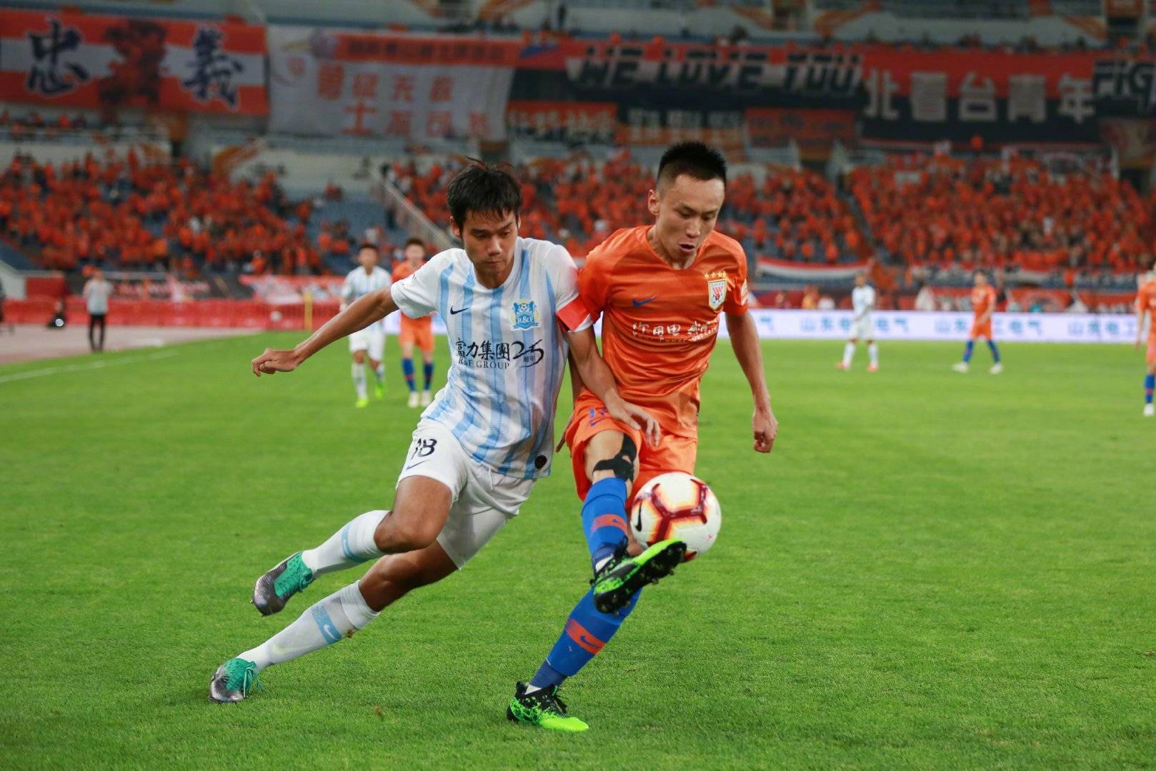 山东鲁能备战江苏苏宁，全队齐心协力！的简单介绍