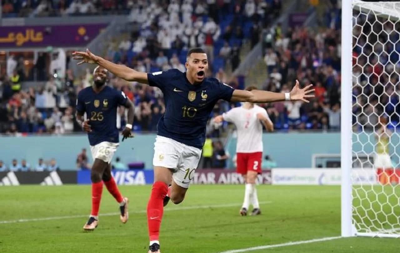 法国强队展现冠军相貌，顺利晋级