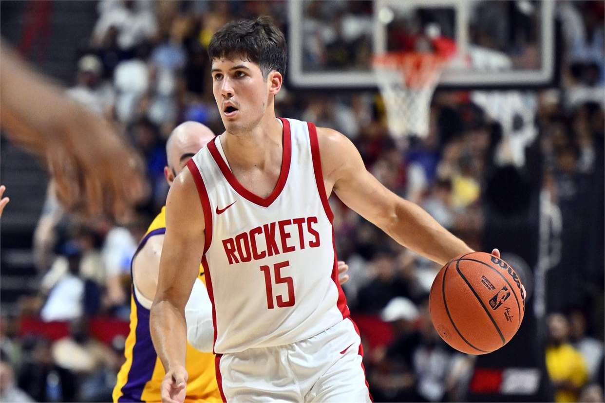 关于南美篮球球员努力拼搏,国际联赛中实力备受肯定的信息 关于南美篮球球员努力拼搏,国际联赛中实力备受肯定的信息