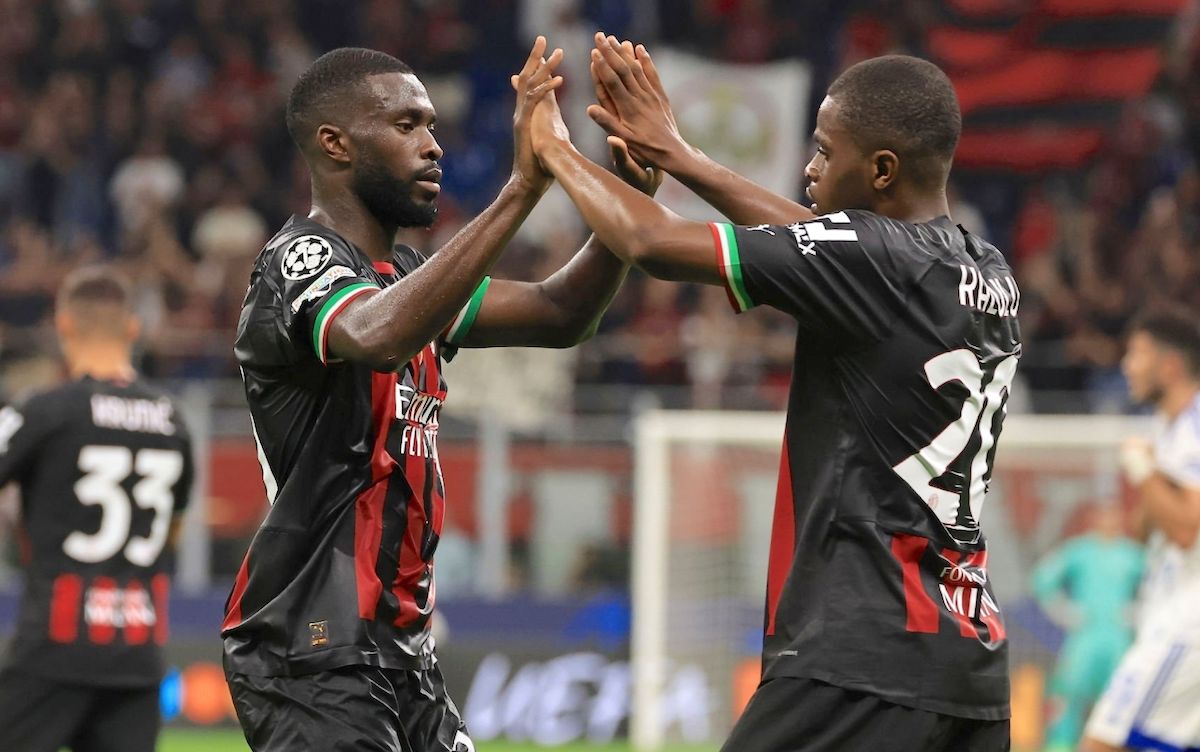 包含江西联盛客场对阵青岛黄海，球队士气高昂的词条