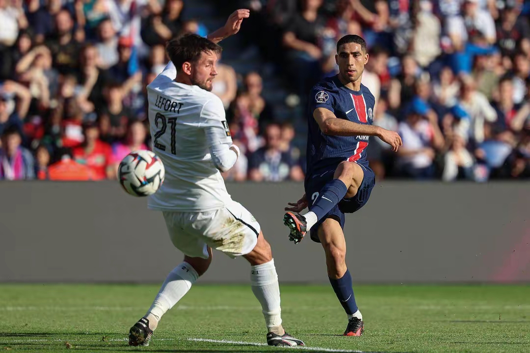 巴黎圣日耳曼不敌对手，遗憾失去领跑位置的简单介绍