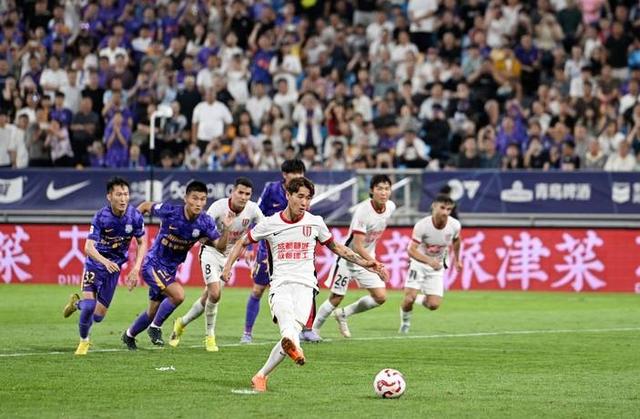 外援大爆发，助球队逆转战胜劲敌