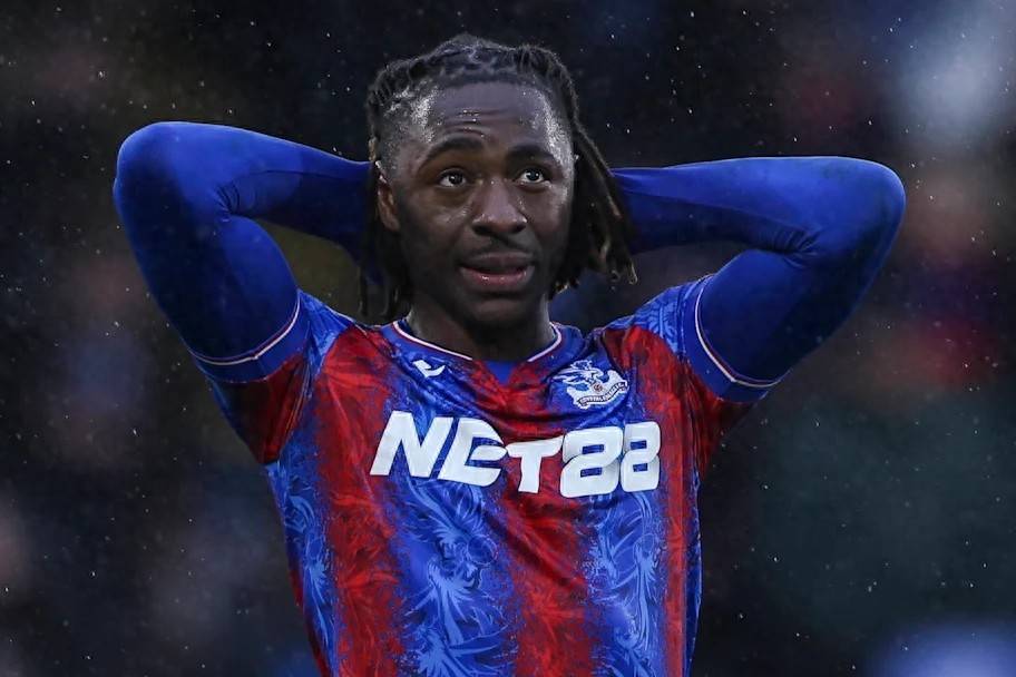 包含水晶宫惨遭逆转，失去领先优势的词条